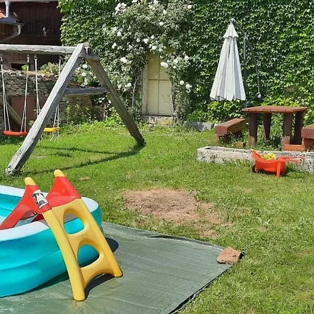 Country house Podkrovi V Jihoceskem Statku Nemejice