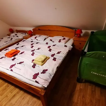 Venkovský dům Podkroví V Jihočeském Statku