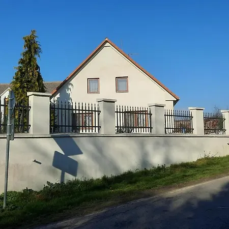 Country house Podkrovi V Jihoceskem Statku *