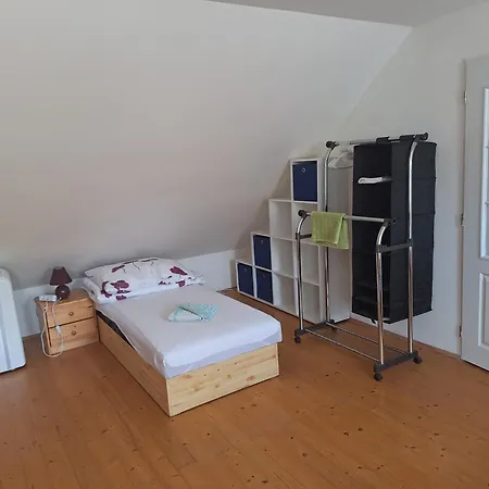 Venkovský dům Podkroví V Jihočeském Statku *