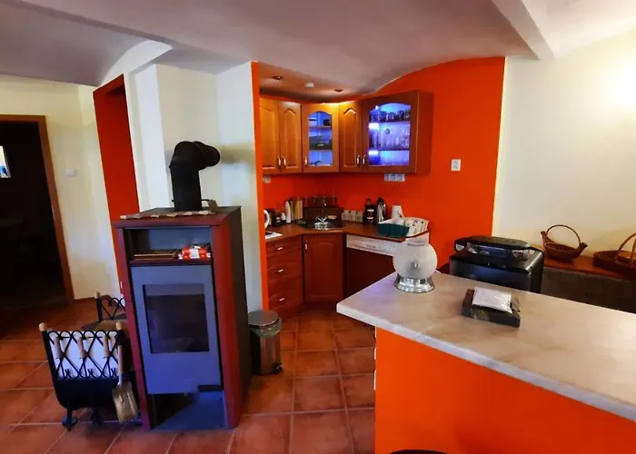 Venkovský dům Podkroví V Jihočeském Statku
