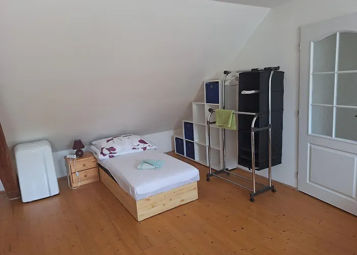 Venkovský dům Podkroví V Jihočeském Statku *