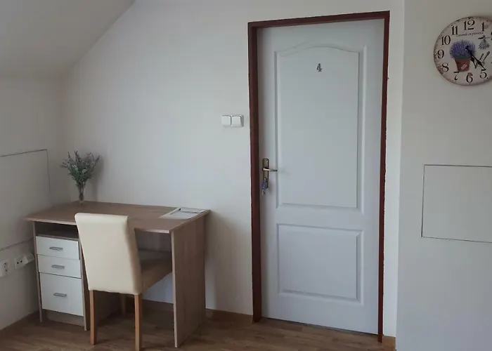 Podkroví V Jihočeském Statku Venkovský dům *